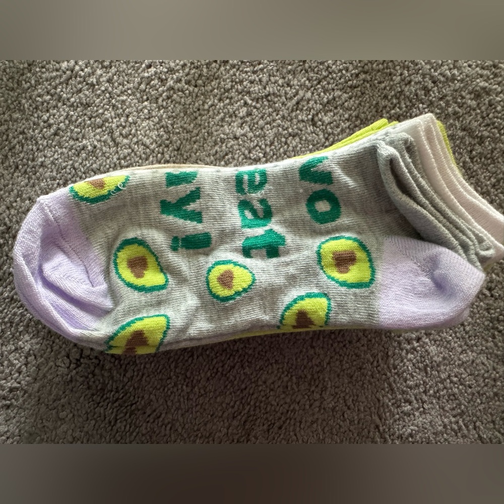 No Boundaries Avocado/Stripe Print Ankle Socks - Green, Gray, Purple